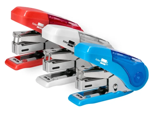 Agrafador liderpapel micro com bolsa e caixa de 1000 agrafes capacidade 20 folhas.
