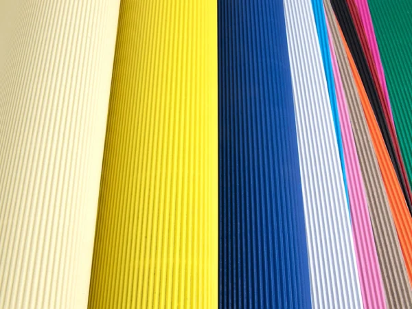 Cartão Canelado Liderpapel 320g 50x70cm para trabalhos manuais