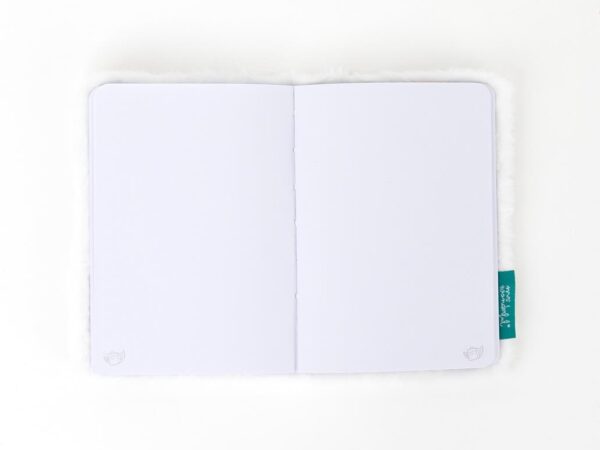 Caderno peluche amarelo em formato de pintainho tamanho A6