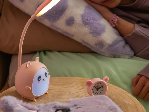 Lâmpada de Mesa LED Infantil Panda Rosa – Abajur Articulável Recarregável USB - Image 5
