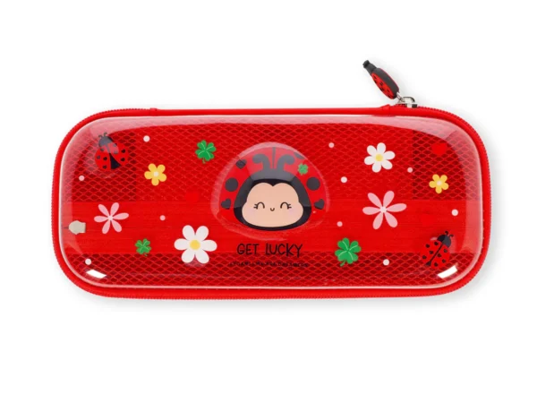 Organiza o teu material com o Estojo Wonder-Wow Ladybug da Legami. Design de joaninha, compartimento espaçoso e elásticos para canetas. Compra já o teu!