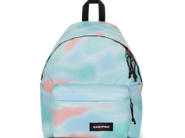 Mochila Eastpak Padded Pak'r com padrão gradiente pastel metalizado de 24 litros vista de frente.