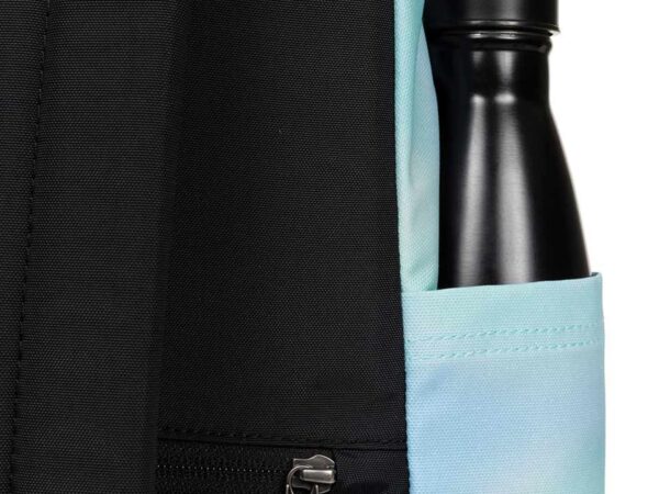 Bolso lateral aberto para garrafa de água na mochila Eastpak gradiente padded.