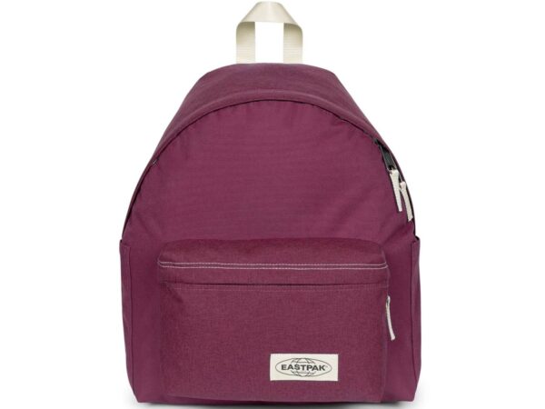 Mochila Eastpak Day Pak'r bordeaux monoblock com dois bolsos laterais vista de frente.