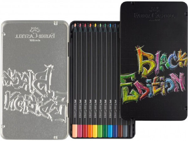 Lápis Black Edition Faber-Castell 12 unidades na caixa metálica sobre a mesa 4005401164135